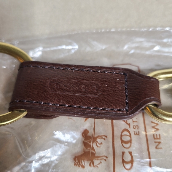 Vintage Coach Leather Clip-on Keychain - Picture 3 of 6